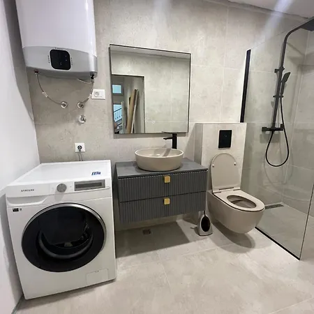 Nude Oasis 2 Apartmán Makarská