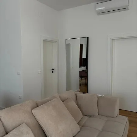 Nude Oasis 2 Apartmán